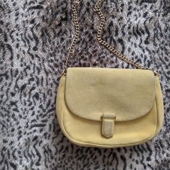 Suede and gold chain purse - Picture 4 of 12